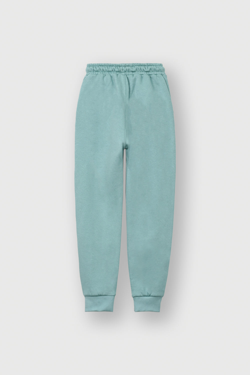 Boys flees track suit