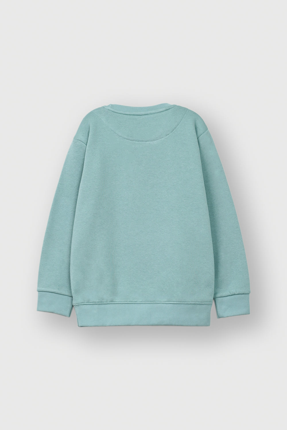 Boys flees track suit