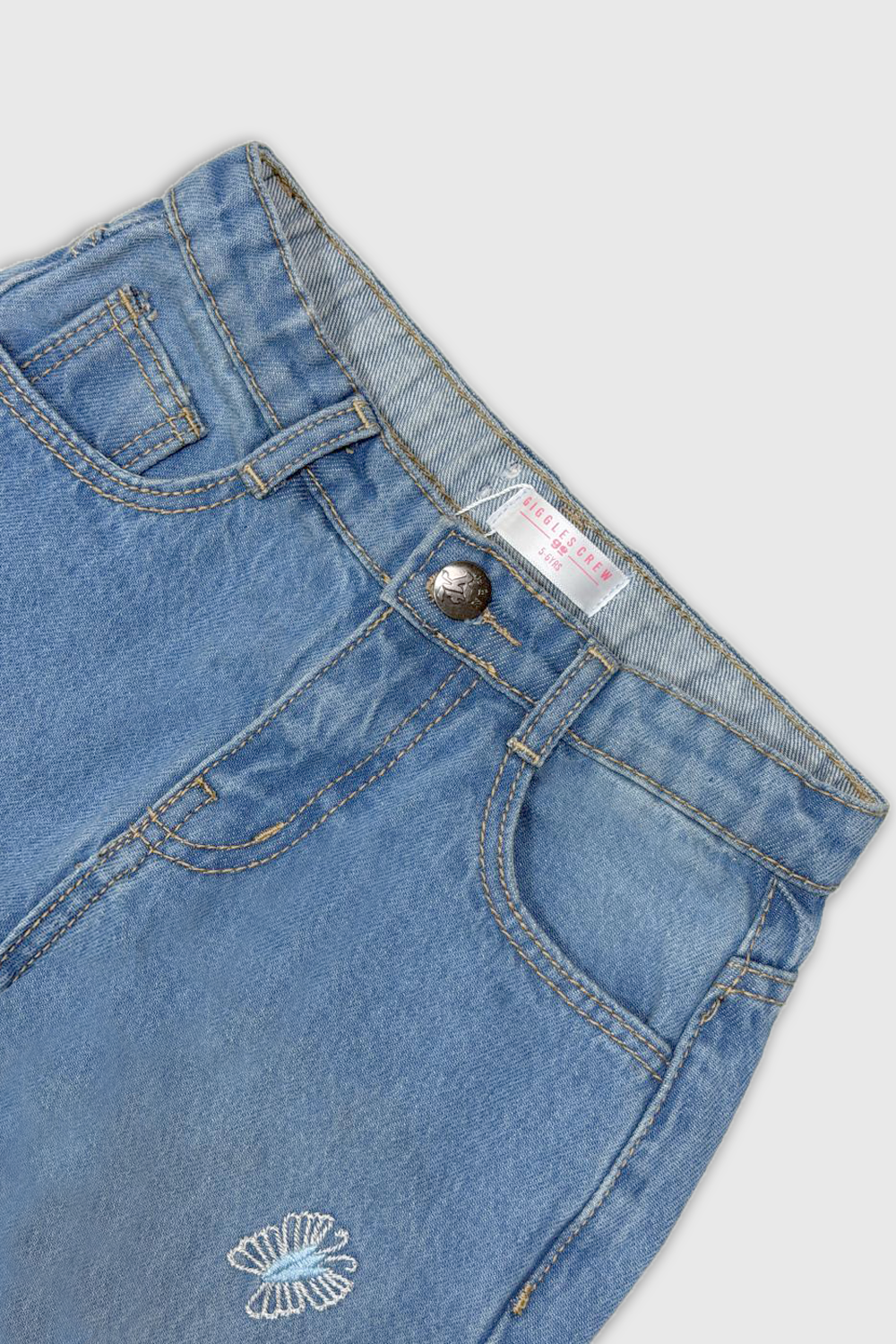 Light wash wide-leg jeans